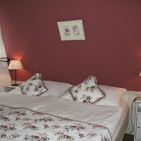 Hôtel Landgasthof Friedl à Sankt Lorenzen bei Knittelfeld Chambre photo