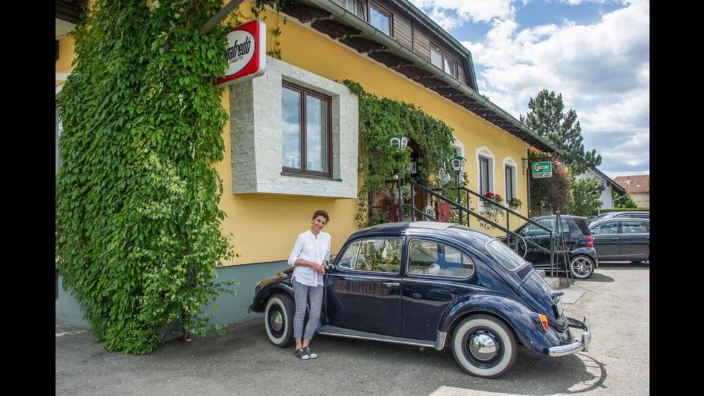 Hôtel Landgasthof Friedl à Sankt Lorenzen bei Knittelfeld Extérieur photo